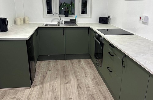 Crawley House | A discreet & elegant play space for couples