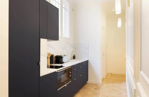 9th Arrondissement Apartment | A Elegant 2-BR with Services in Opera