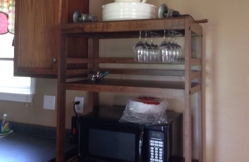 Hodgenville House | A Family- Friendly Rental Located To Many Tourist Attractions!