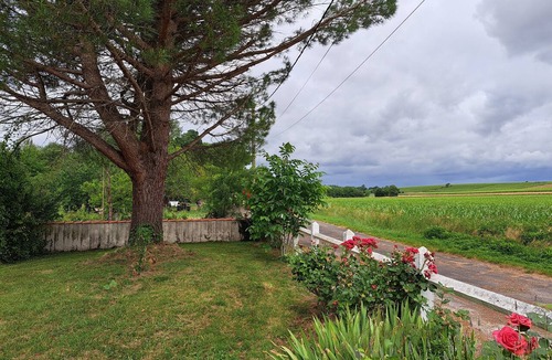 Genac-Bignac Cottage | A family home nestled in the heart of a lush garden between Angoulême and Cognac