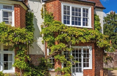 Alresford House | A fine listed period property in a National Parknn