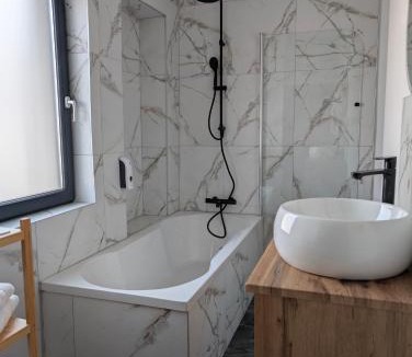 Sambreville Hotel | A Fleur de Couette