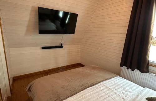Bistrita Bargaului Ski Chalet | A-Frame Cabin Fizzy Colibița, Jacuzzi, TV & Terasse