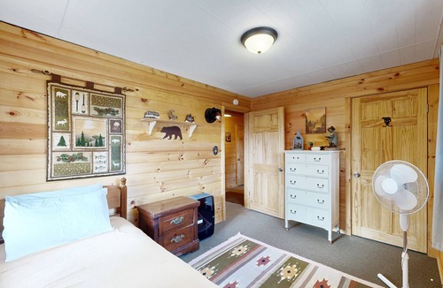 Bethlehem House | A-frame near Miller Pond & golfing - firepit & deck with forest views