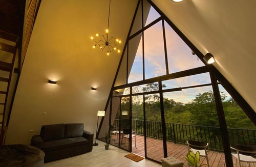 Katira Ski Chalet | A-Frame, Rio Celeste in premises and close to park