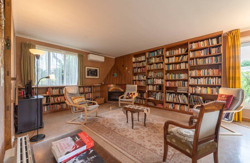 Les 3 Cites House | A Garden in the City 15 minutes from Futuroscope