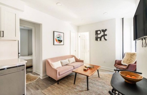 Lower East Side Apartment | A Gem in Lower East Side