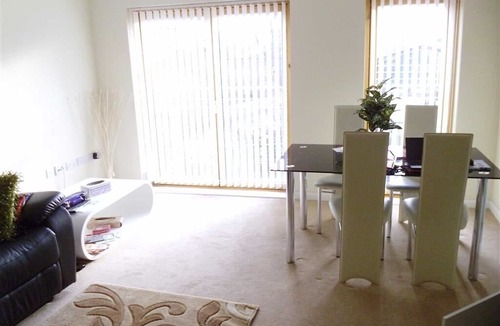 Theatreland Birmingham Apartment | A Gorgeous Spacious two bedroom apartment in the heart of Birmingham City Centre