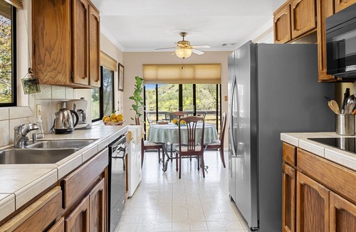 Rancho Calaveras House | A Great Home in a Resort-Like Setting- Private Retreat with pool & River Views