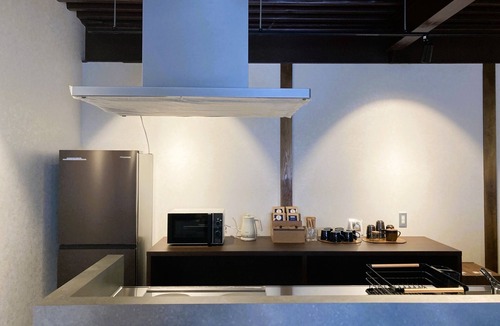 Takihara Onsen House | A hideaway located in the shopping district near W/Wakayama Wakayama
