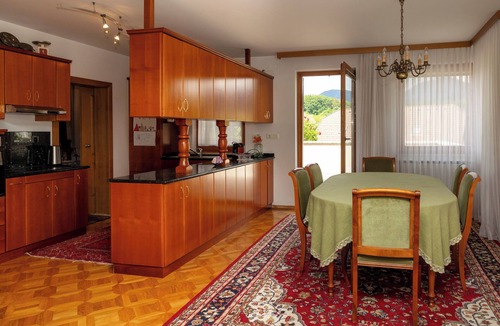Rogaska Slatina House | A high-quality, comfortable and spacious house in a charming small town.