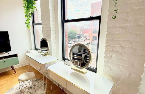 Old Market Apartment | A historic 900 square foot Atrium loft in the heart of the Old Market