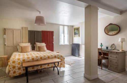 Molineuf Bed & Breakfast | A LA LETTRE THE