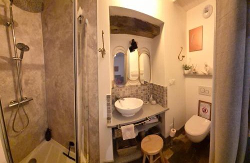 Les Repots Bed & Breakfast | A La Maison