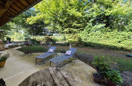 Les Repots Bed & Breakfast | A La Maison