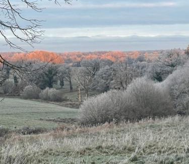 Arnac-la-Poste Bed & Breakfast | A la terre ferme