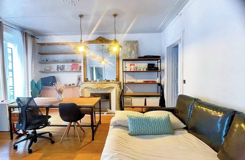 Chaussee-d'Antin Apartment | A large Haussmann-style 3p next to Galeries Lafayette.
