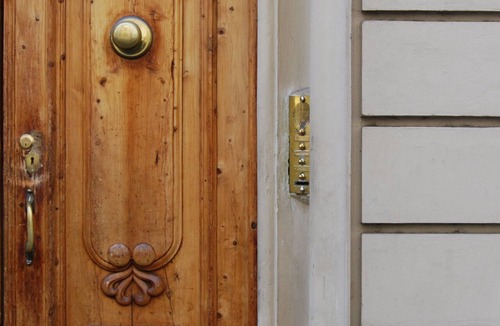 Santa Croce Apartment | a little studio in abig city .