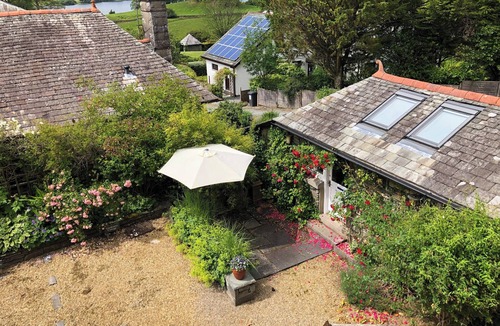 Near Sawrey Cottage | A lovely open plan detached cottage in a rural location.