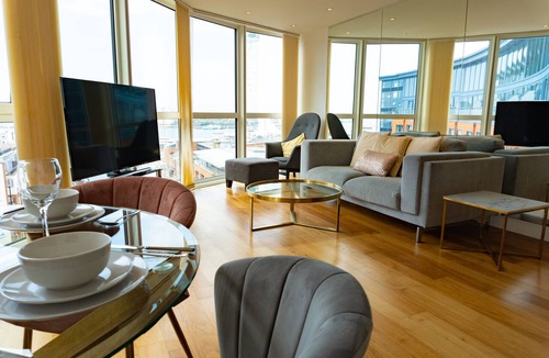 Portsmouth Apartment | A luxurious apartment, fully equipped.