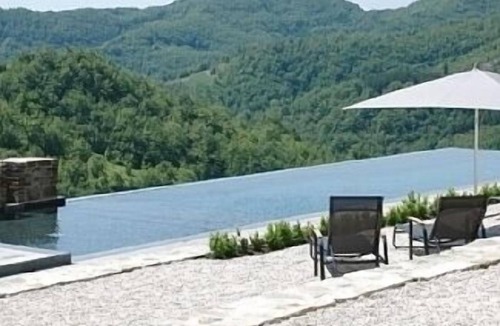 Pietralunga House | A Luxurious Escape in the Heart of the Italian Countryside