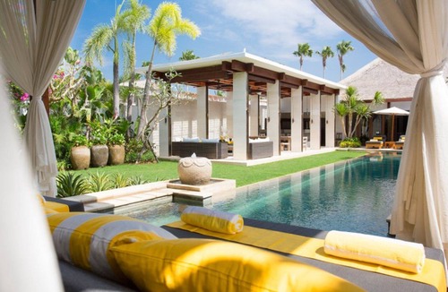 Laksmana Villa | A Luxurious Oasis Steps from the Shore, Bali Villa 1008