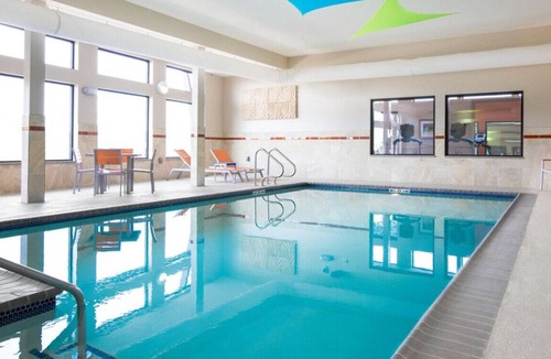 Moline House | A Luxurious Retreat close to Wharton House