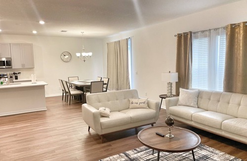 West Haven House | A modern, spacious, luxurious getaway.