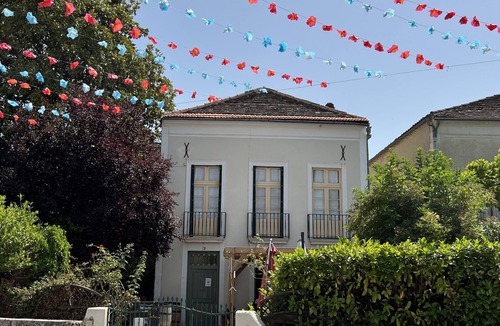Eymet House | A must-see Central Townhouse with leisure pool !