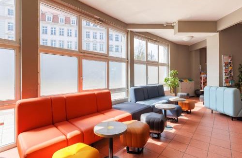 St. Vinzenz Hotel | a&o München Hackerbrücke