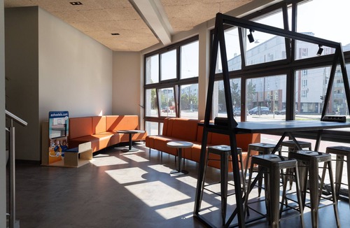 St. Vinzenz Hotel | a&o München Hackerbrücke