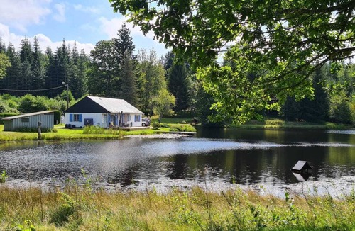 Chapelle-Spinasse House | A Paradise Lost and its private fishing lake