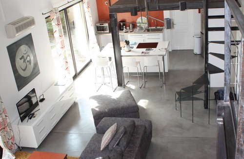 Cucuron Apartment | A PEACEFUL HEAVEN IN THE HEART OF LUBERON