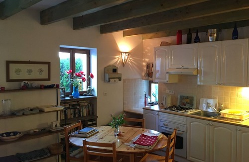Chenac-Saint-Seurin-d'Uzet Cottage | A pretty cottage with pool and lovely garden in a village close to sea .