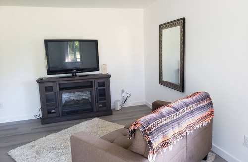 Duncan Cottage | A private self contained cottage on a 2 acre farm.n