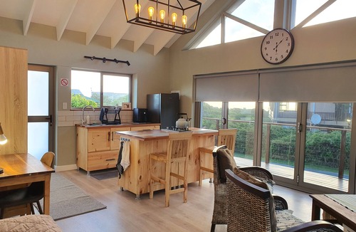 Brenton-on-Sea Apartment | A private, sunny self-catering studio 900m from a blue flag beach.
