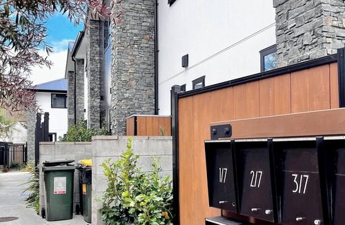 Lower Hutt House | A Quiet Modern/Brand New Gem