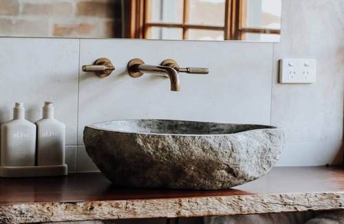 Berremangra House | A refreshing escape to the country with breathtaking views of the Murrumbidgee.