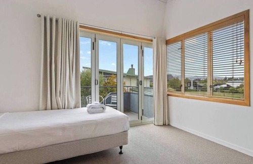 Wanaka House | A relaxing Alpine Haven close to the Lake