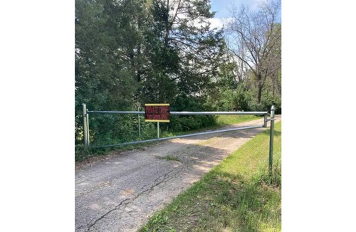 Cambridge RV Rental | A relaxing experience 20 mins from Madison!