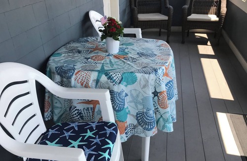Hampton House | A Relaxing Vacation Awaits