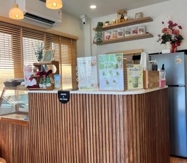 Sichon Hotel | A RISA hometel cafe