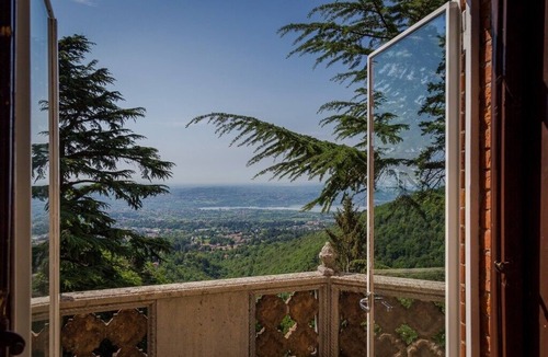 Santa Maria del Monte Villa | A romantic experience in historic villa with private park at SacroMonte Varese