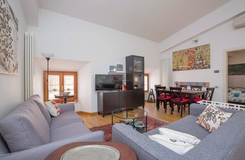 Siena City Centre Apartment | A romantic loft in the enchanting city of Siena with lift, Air C. and WIFi