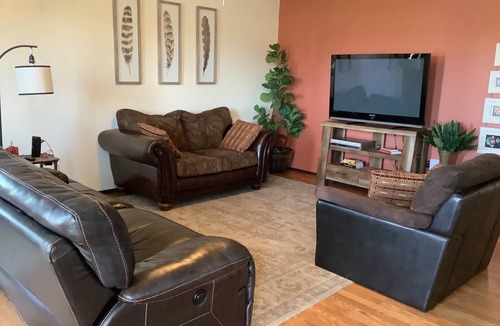 Pendleton House | A roomy quiet private duplex. Located on a cul de sac area with limited traffic