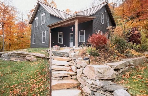 Andover House | A secluded, mountainside luxury retreat in Andover, Vermont