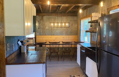 Cedarhurst Other | A secluded organic farm minutes from PA turnpike with AC, WiFi