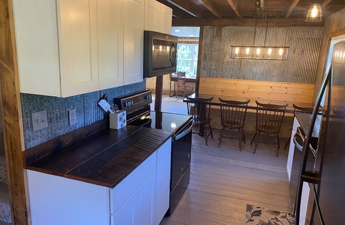 Cedarhurst Other | A secluded organic farm minutes from PA turnpike with AC, WiFi