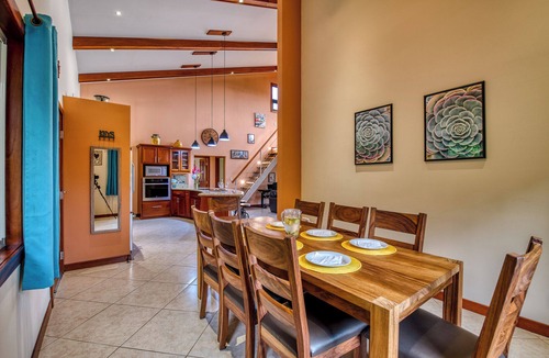 Tronadora House | A serene escape with astounding Views of Lake Arenal and Arenal Volcano