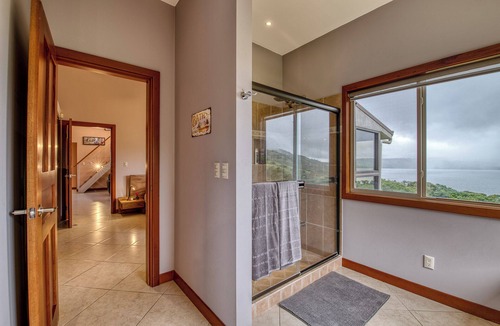 Tronadora House | A serene escape with astounding Views of Lake Arenal and Arenal Volcano